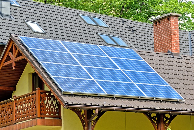 エコキュート導入するなら太陽光発電や蓄電池も検討すべき？