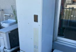 【東京都目黒区】エラーコードH54　お湯が出ない⇒エコキュート交換　翌日スピード交換